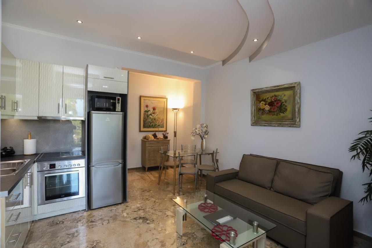 Iris Apartment Near Corfu Town Kontokali Exteriör bild